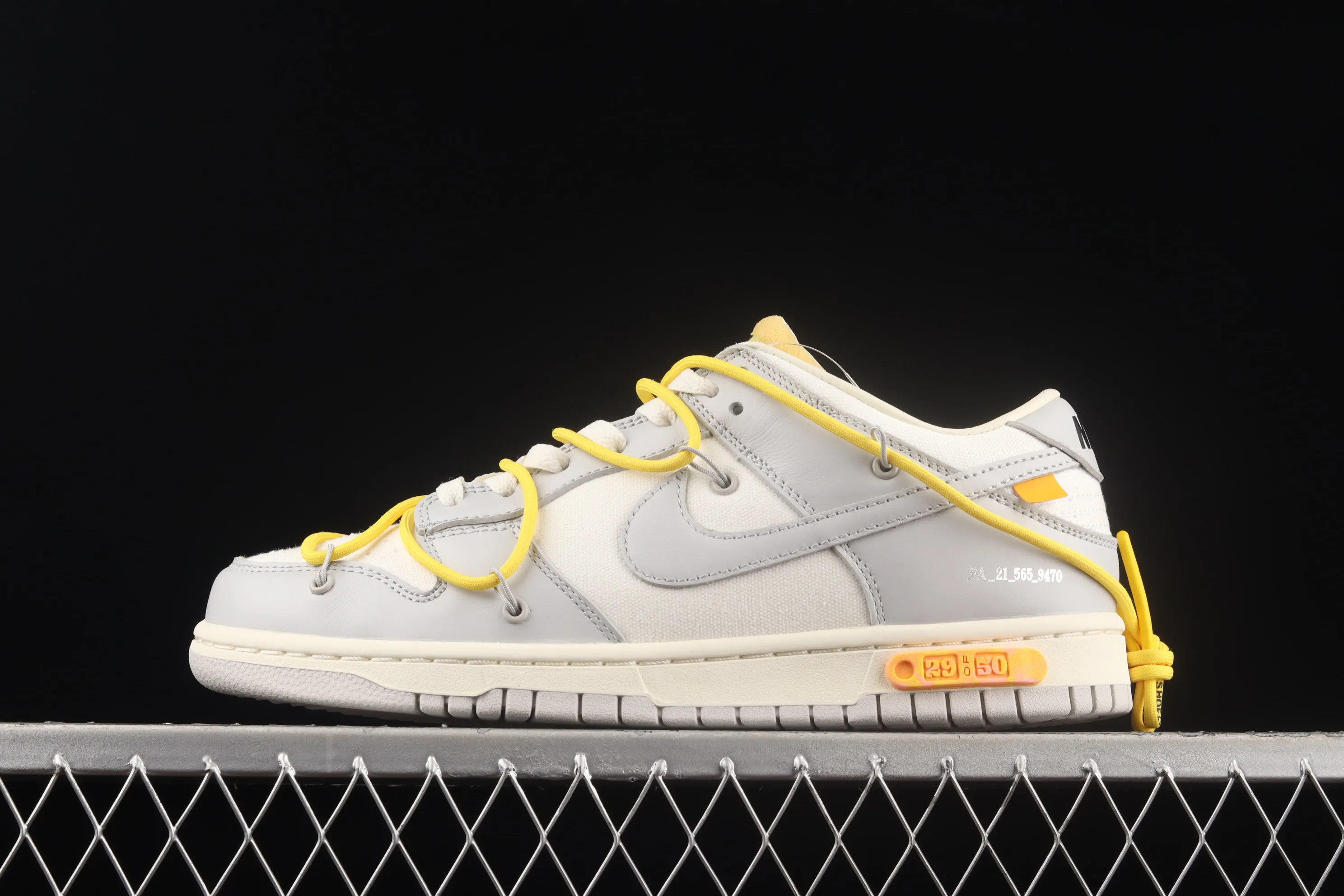 All Categories Nk SB Dunk Series Nk SB Dunk Low Low-top Sneakers Pure Original Version OF x Nk Dunk Low OW Gray Casual Sports Skateboard Shoes DM1602-103